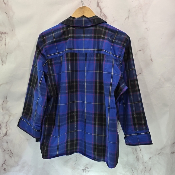 Foxcroft Shirt Women 18W Blue Black Gold Scotch Button Wrinkle Free Shaped Cuff - Picture 5 of 13
